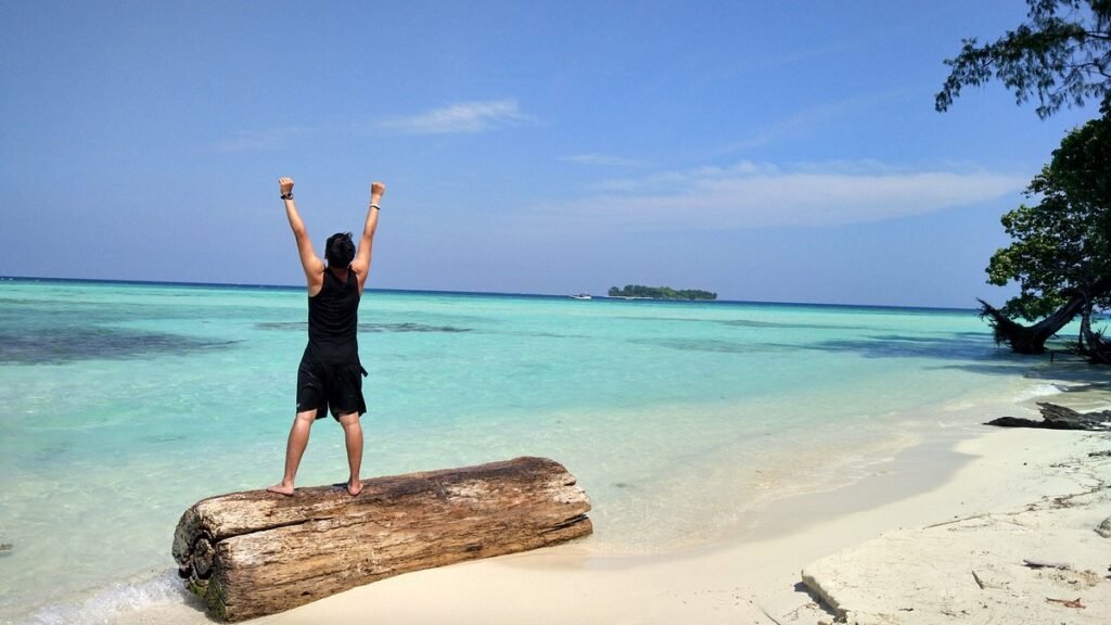 Menikmati Indahnya Pulau Geleang, Pulau Kecil di Karimunjawa