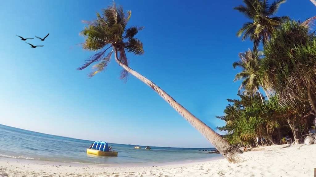Nikmati Pulau Cemara Besar, Pulau yang Tenang dan Damai