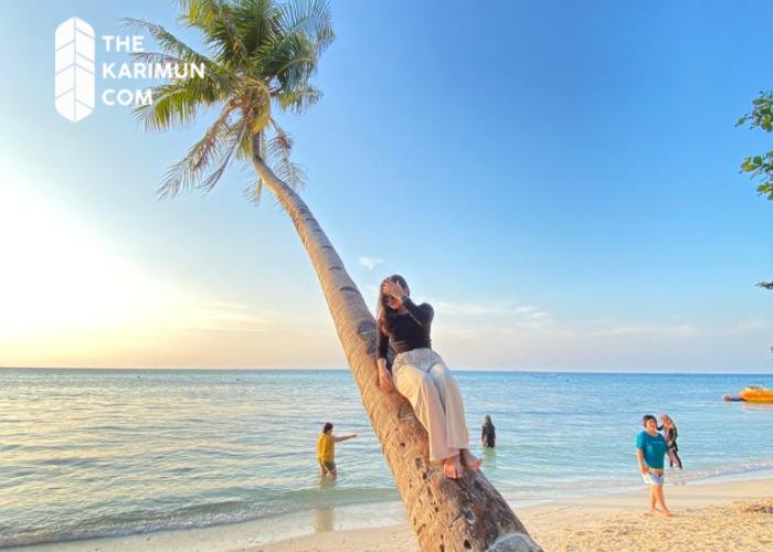 pantai tanjung gelam terdekat